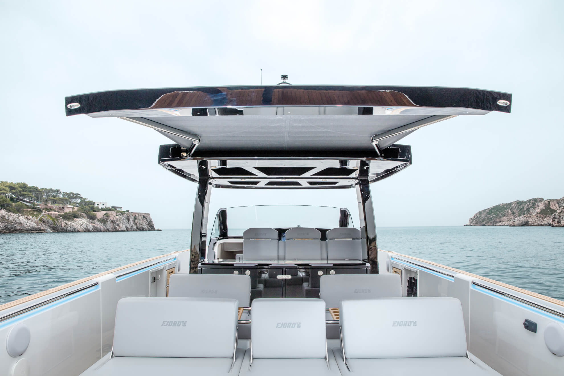 2019 Fjord 44 Open